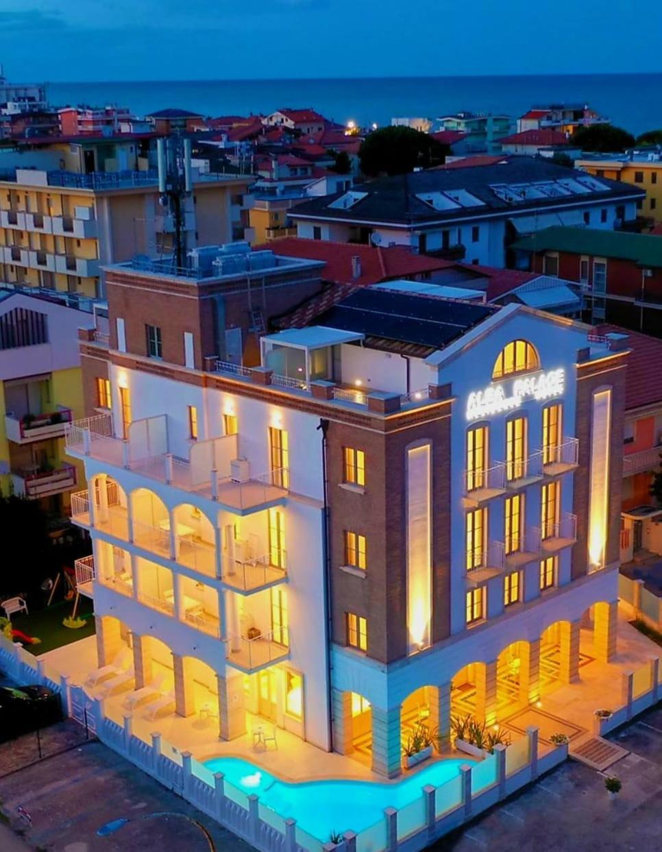 Residence Hotel Alba Palace Alba Adriatica Exterior photo