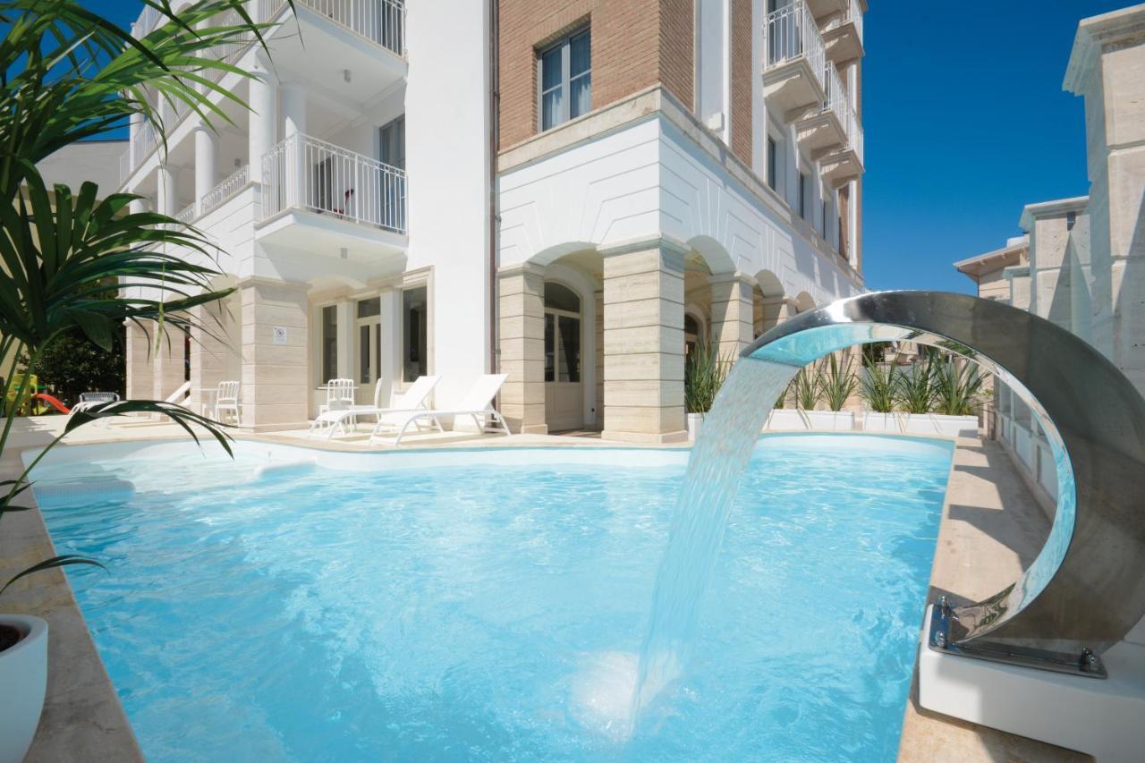 Residence Hotel Alba Palace Alba Adriatica Exterior photo