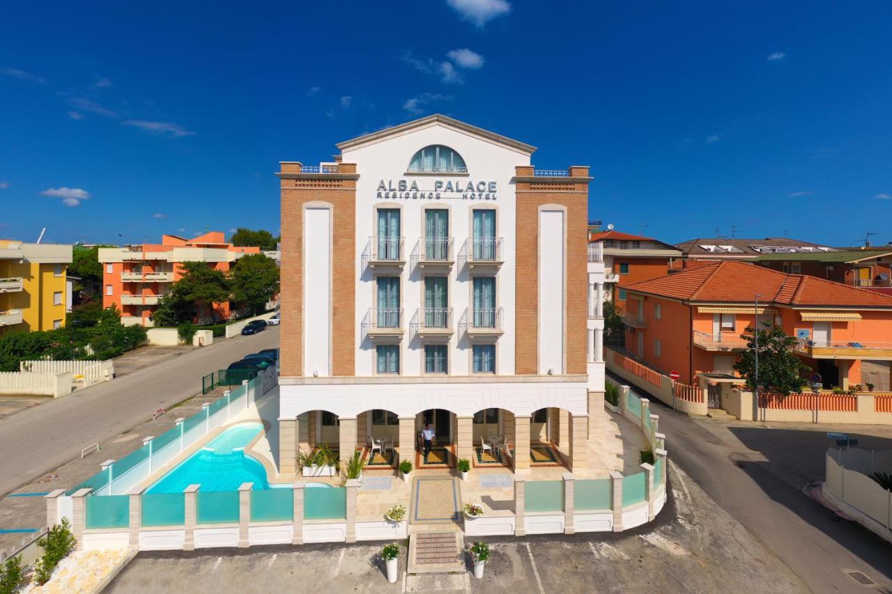Residence Hotel Alba Palace Alba Adriatica Exterior photo